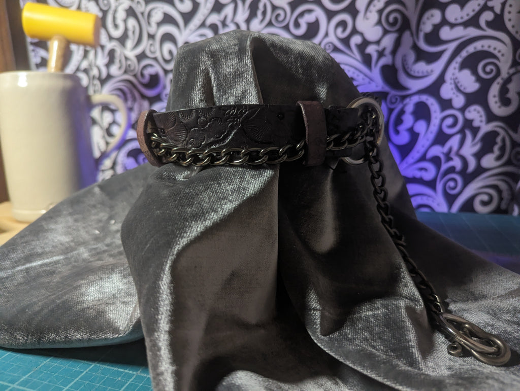 Custom made Leather collar, straight cut, buckle closure