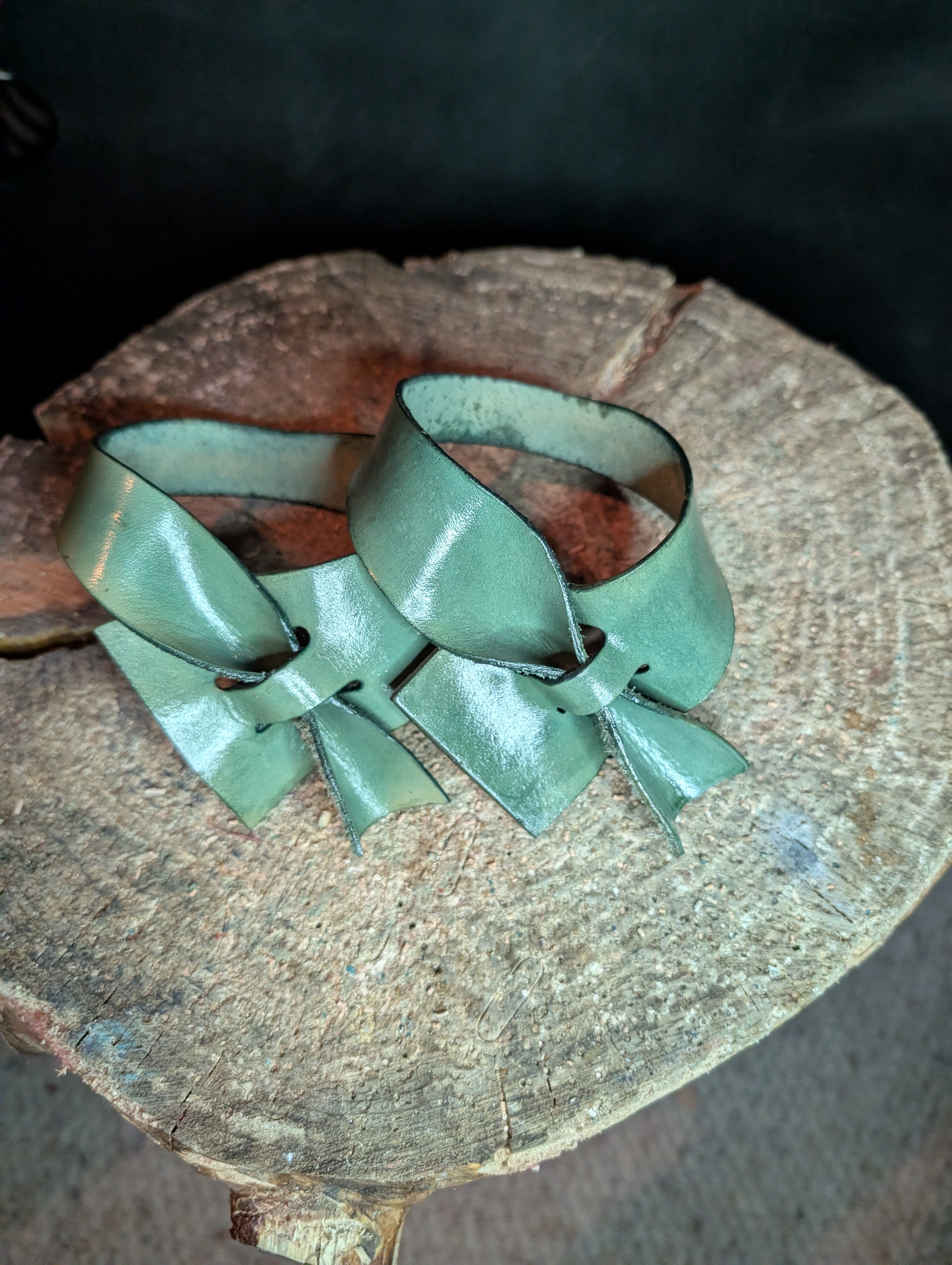 Curtain ties, slotted, teal